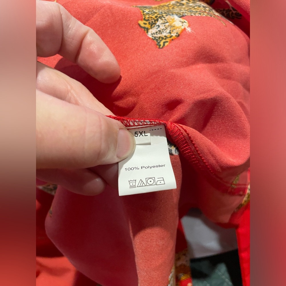 SHEIN Red Robe with Animal Print - Picture 3 of 4